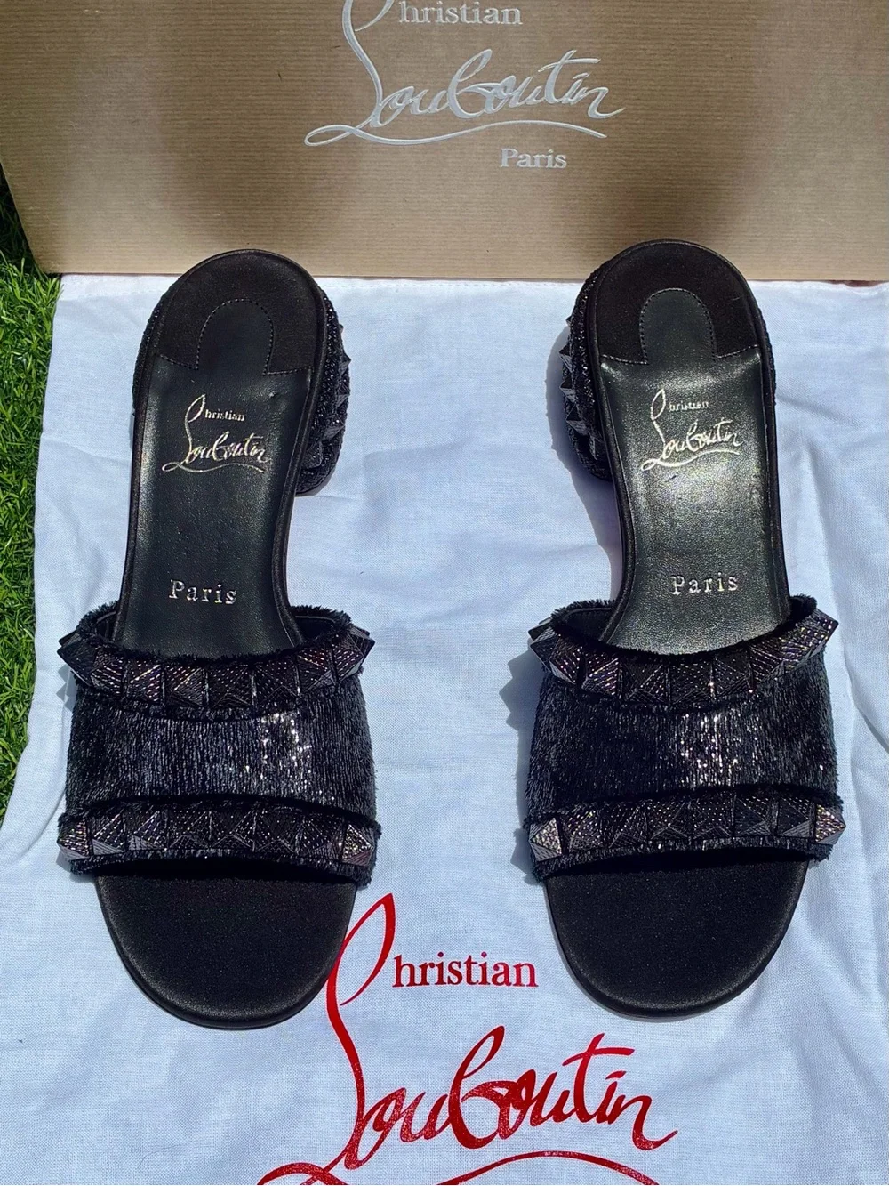 CHRISTIAN LOUBOUTIN PYRAMULE 30 SLIDE MULE SANDAL BLACK VELVET METAL STUDS SZ 38